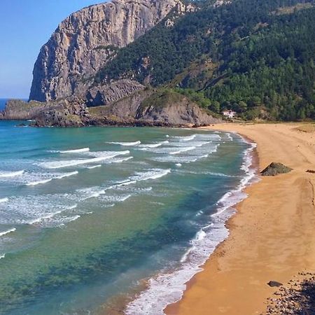 Villa Laga Blue Surf Ibarrangelu Esterno foto